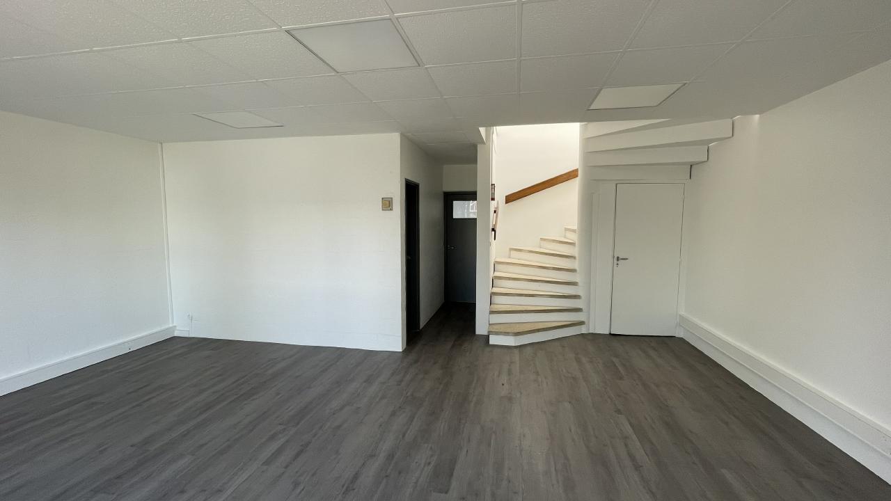 Entrepôt Coignières 1314m² Location entrepôt Coignières Yvelines OLLOG2001318 12
